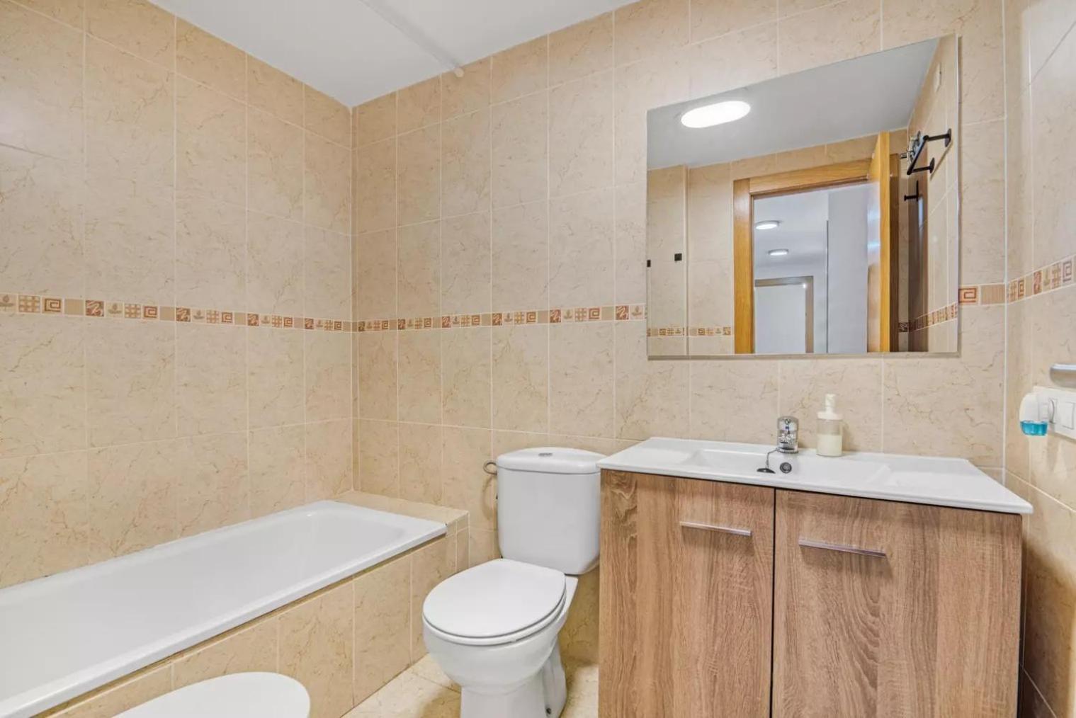 Apartament Con Piscina Ideal Familias